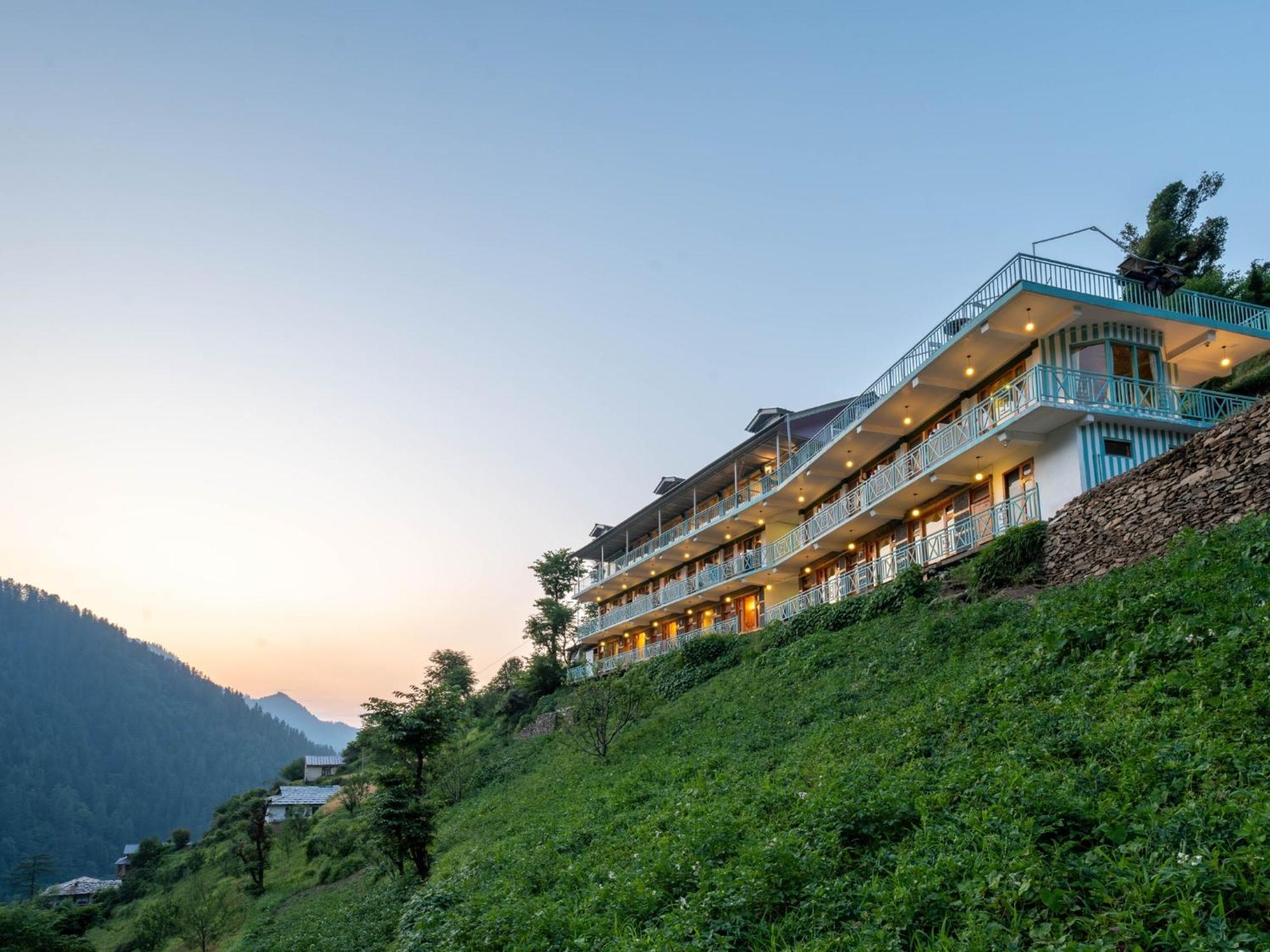 Moustache Shoja, Jibhi Hostel Exterior foto